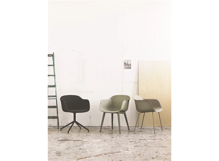 Fiber-chair-family-three-green-ladder-CMYK