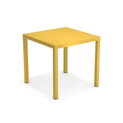 Emu-Nova-tafel-80x80cm-curry-yellow