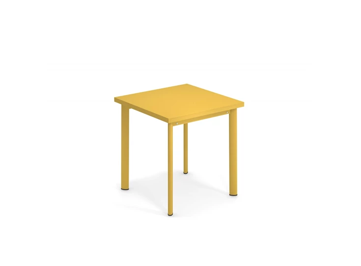 Emu-Star-tafel-70x70cm-curry-yellow