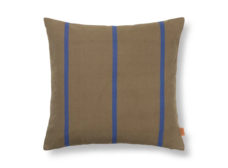 Ferm-Living-Grand-Cushion-kussen-50x50cm-olive-bright-blue
