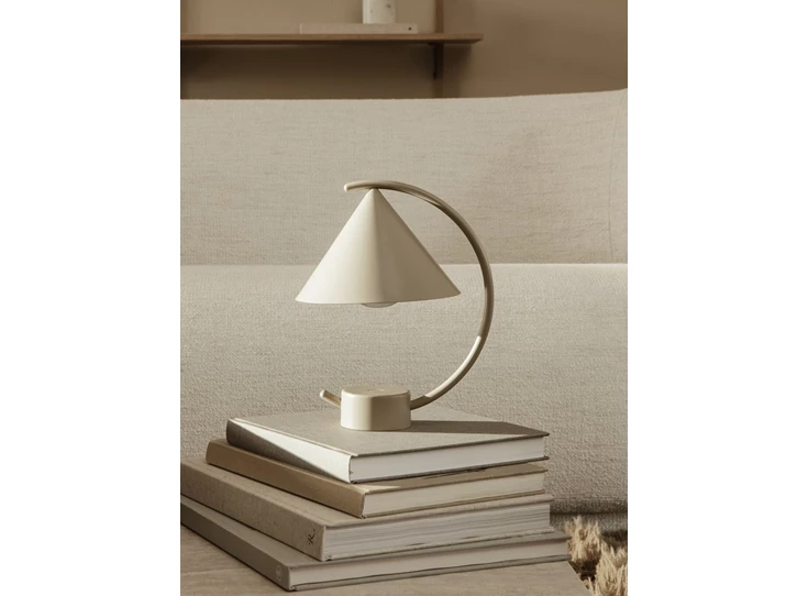 Ferm-Living-Meridian-lamp-26x209x17cm-cashmere