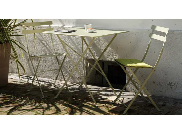 Collection-Bistro-de-Fermob-chaise-metal-et-table-de-jardin-pliante2
