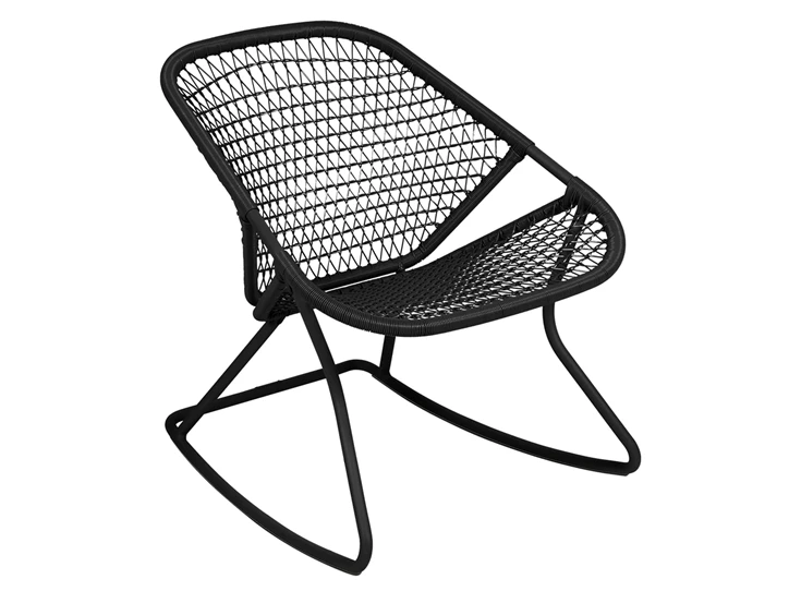 Fermob-Sixties-schommelstoel-reglisse