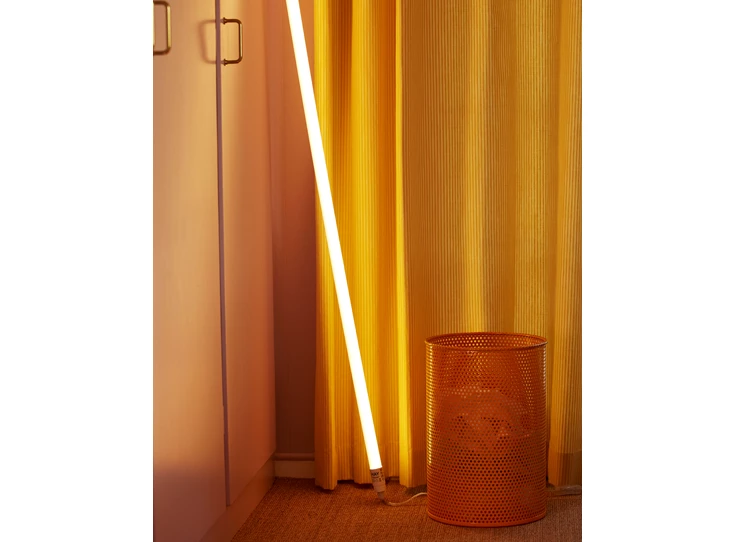 Hay-Neon-Tube-Led-ledlicht-L150cm-D25cm-warm-white