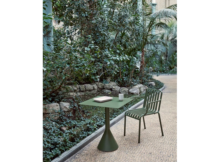 Hay-Palissade-Cone-table-vierkant-65x65x74cm-olive