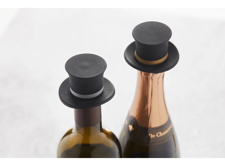 Point-Virgule-flessenstop-in-silicone-hoedje-zwartgoud-of-zwartzilver