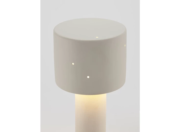 Serax-Anita-Le-Grelle-tafellamp-Clara-02-D145cm-H345cm-beige