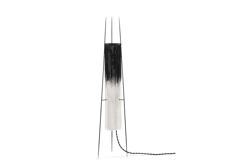 Serax-Ann-Demeulemeester-Kiki-tafellamp-D17cm-H85cm-zwart-wit