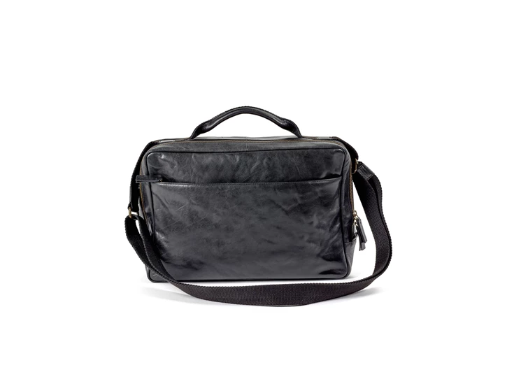 Serax-Bea-Mombaers-laptop-bag-S-26x38x115cm-zwart