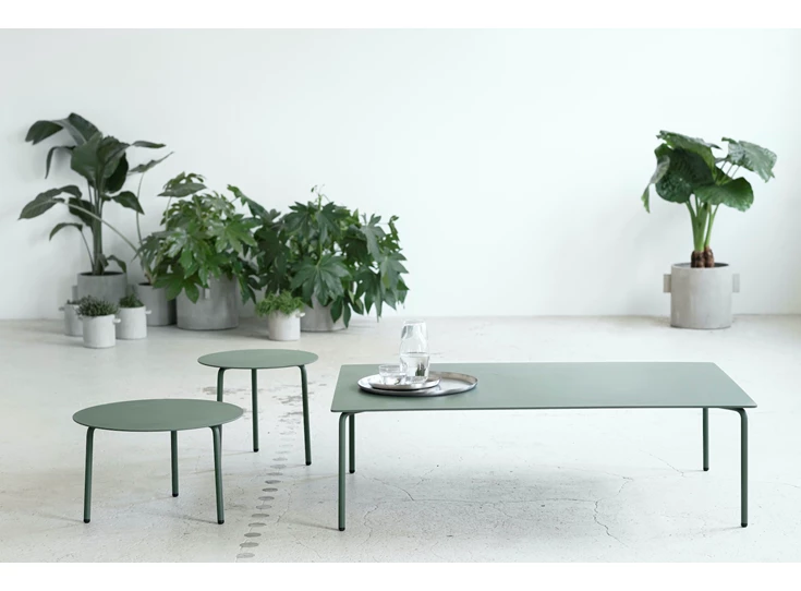 Serax-Vincent-Van-Duysen-August-lage-tafel-120x80x35cm-eucalyptus-green